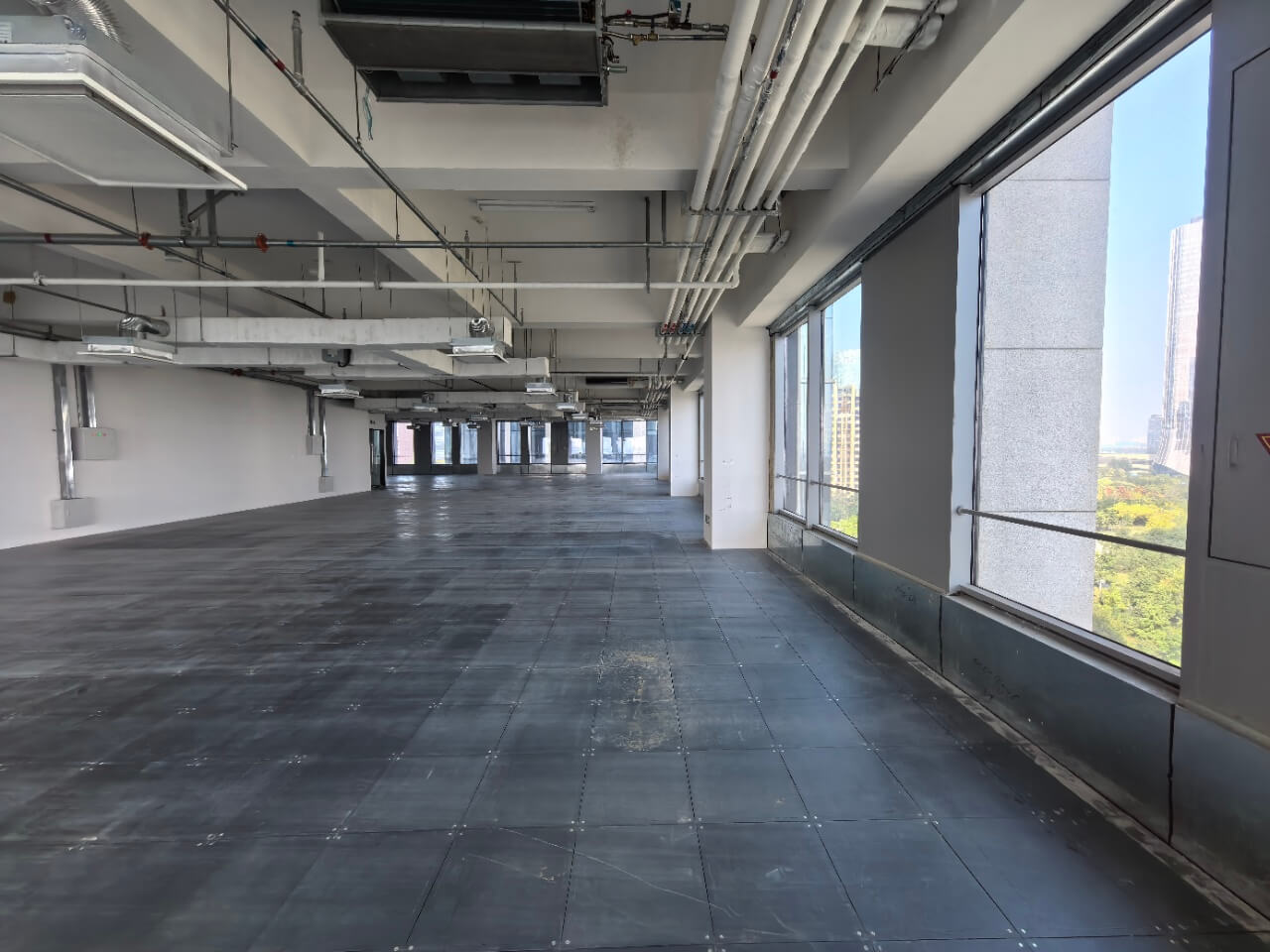 ​城建大厦     2200平米办公室  